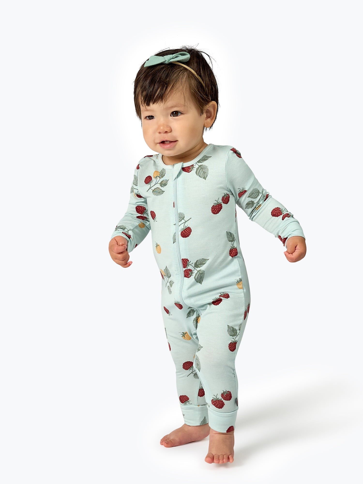 Modern Moments by Gerber Baby Neutral Super Soft Viscose Long Sleeve Coverall, Sizes Newborn - 12 Months